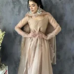 Beige organza suit 3