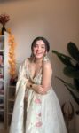 Off White Floral Hand Embroidered Tissue Lehenga 2